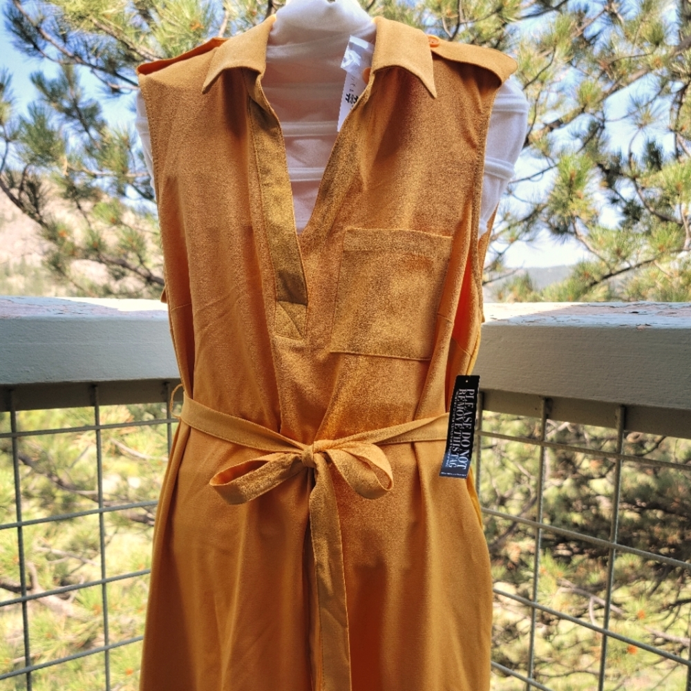 NWT Yellow sleeveless shirt dress